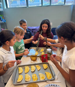 Gillispie Grade 5 Spanish Program